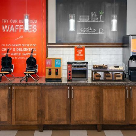 Hampton Inn And Suites Clayton/St. Louis-Galleria Area Zewnętrze zdjęcie