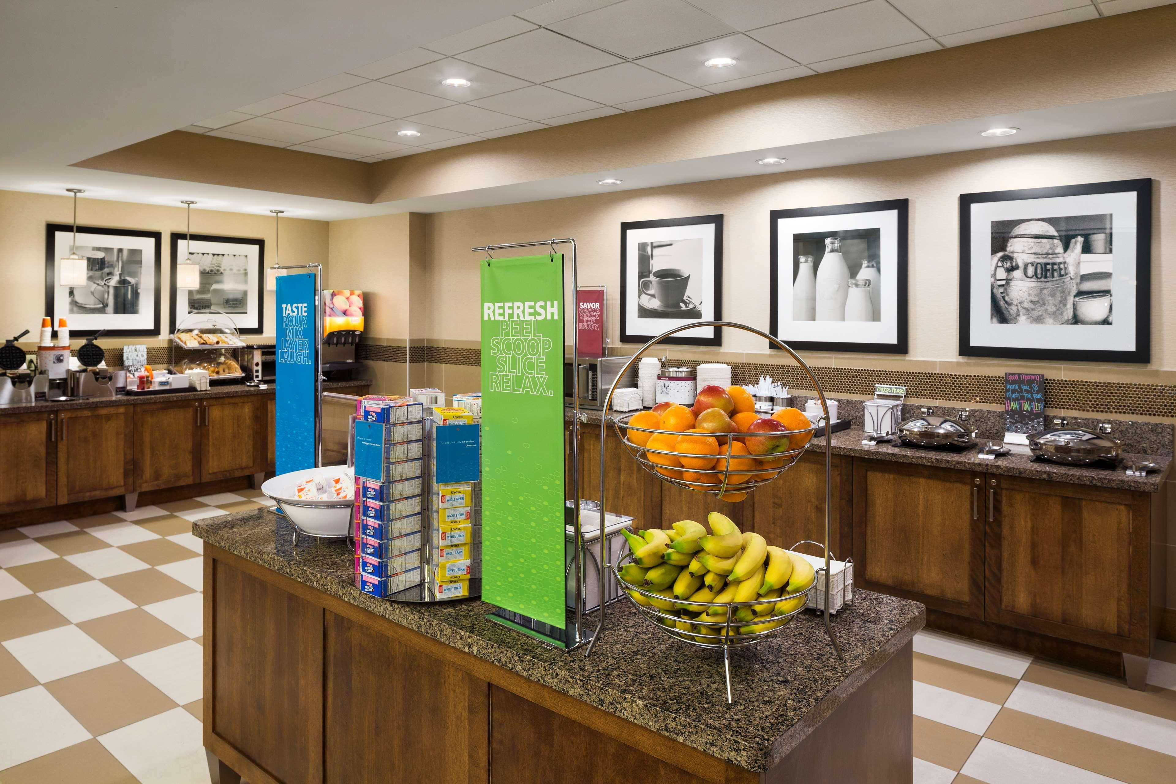 Hampton Inn And Suites Clayton/St. Louis-Galleria Area Zewnętrze zdjęcie