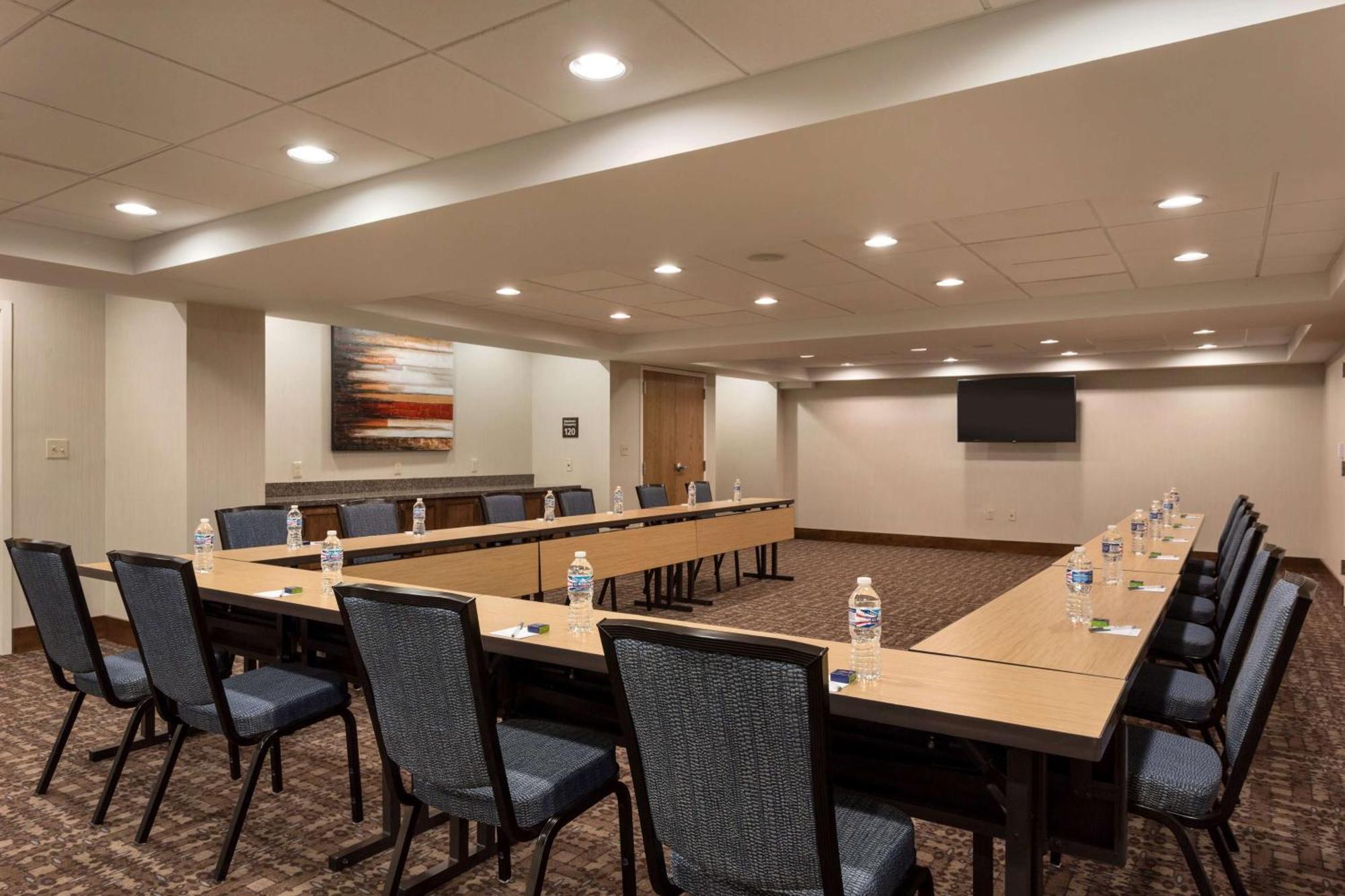 Hampton Inn And Suites Clayton/St. Louis-Galleria Area Zewnętrze zdjęcie